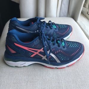 ASICS Gel-Kayano Running Shoes